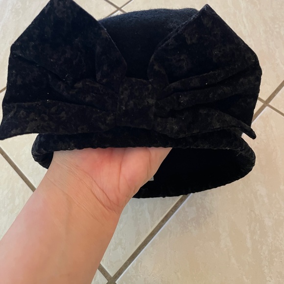 Elegant Black Women\'s Hat with Bow main image 5